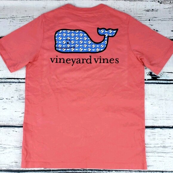 Vineyard Vines Jetty Red Short Sleeve Graphic Tee Youth Size Small (8-10) - NEW - Picture 1 of 4
